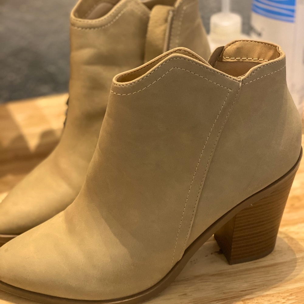 Soda booties. Like brand new!